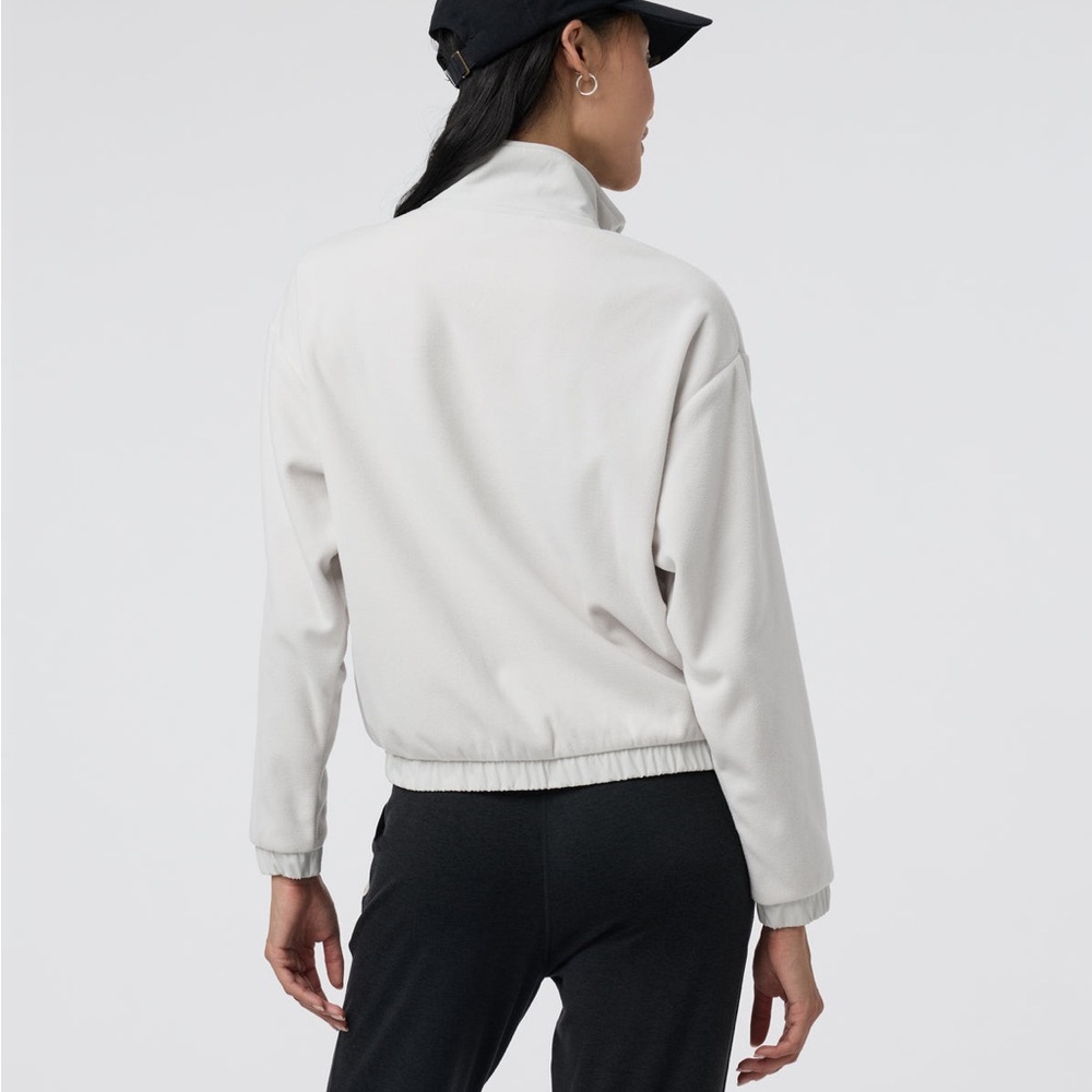 NWT | Vuori Aspen Half Zip in Salt - Picture 7 of 8